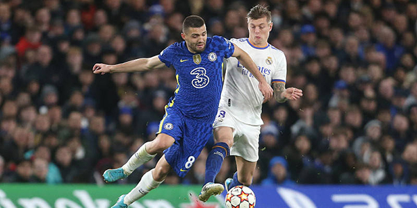 2025 赛季：由于转播技术升级，球迷现在可以听到球员身上麦克风的实时呼吸声